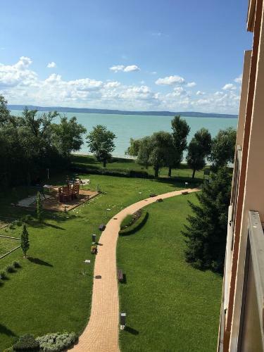 Cuki Apartmanok