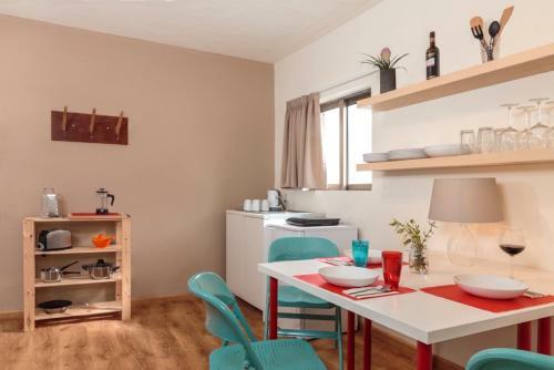 Stay Hostel Apartments