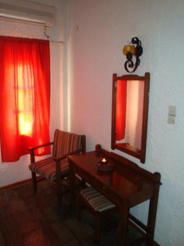 Maria-flora Apartments