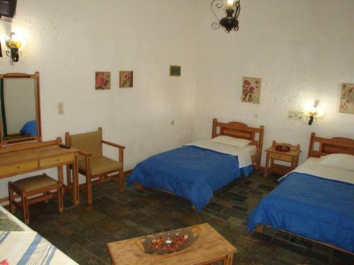 Maria-flora Apartments
