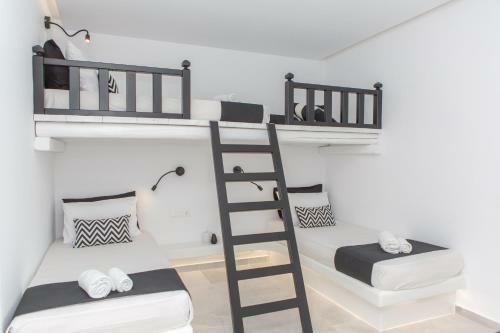 Aparthotel Studios Panos