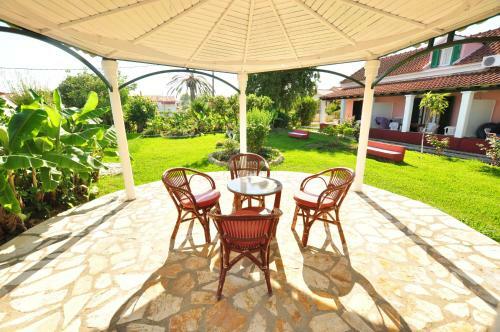 Aparthotel Tassos Apartments