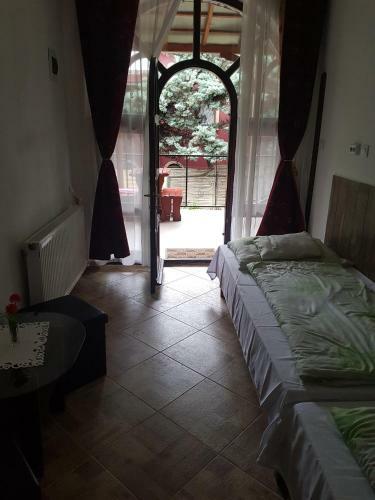 Leg�nyi Apartmanh�z