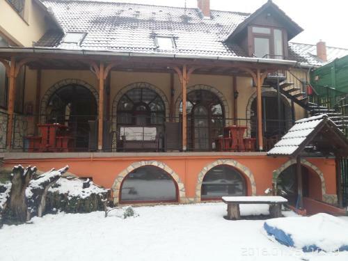 Leg�nyi Apartmanh�z