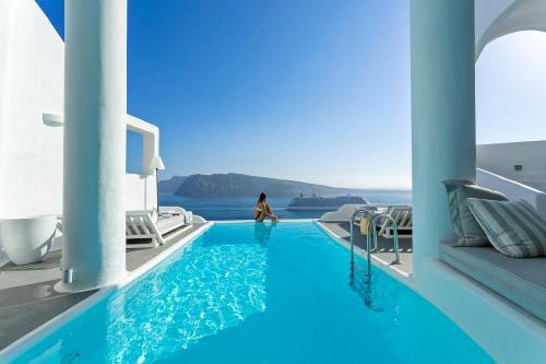 Villa Charisma Suites