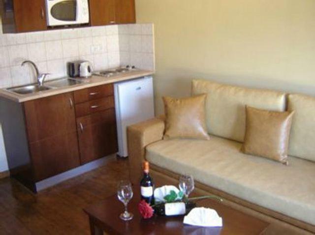 Sacallis Inn Beach Hotel