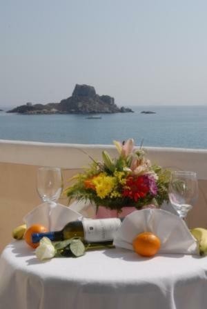 Sacallis Inn Beach Hotel