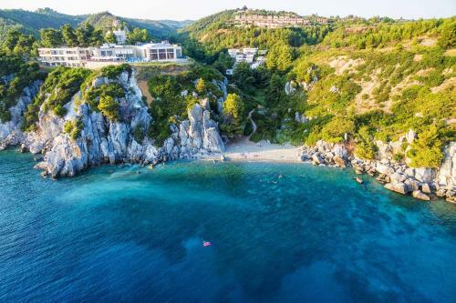 Akritas Ef Zin Villas & Suites