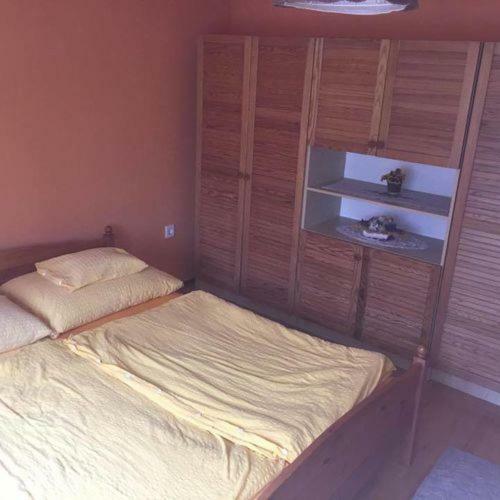 Ili Vend�gh�z