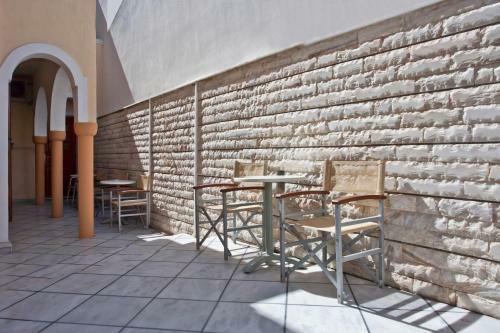 Antonia Hotel