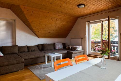 K�zvetlen Balaton Parti Apartman