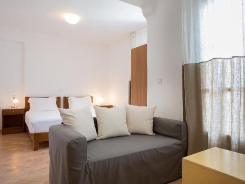 Hotel Janos Studios And Apartments