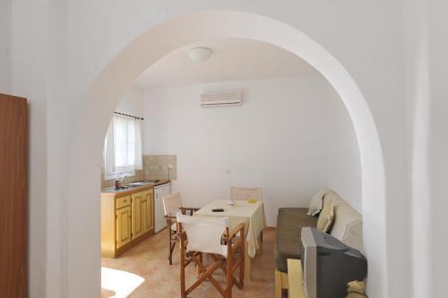 Hotel Janos Studios And Apartments