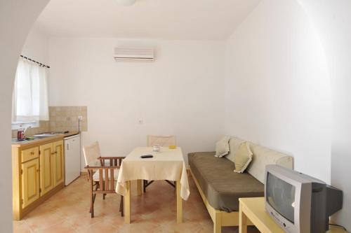 Hotel Janos Studios And Apartments
