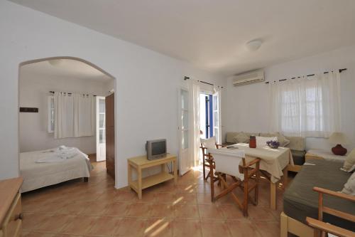 Hotel Janos Studios And Apartments