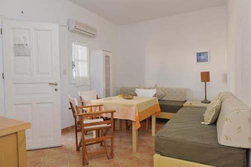 Hotel Janos Studios And Apartments