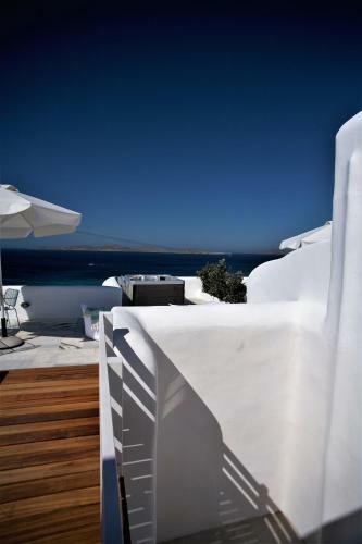 Mykonos Moussa