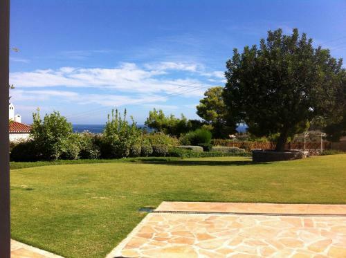 Villa Xenon Estate