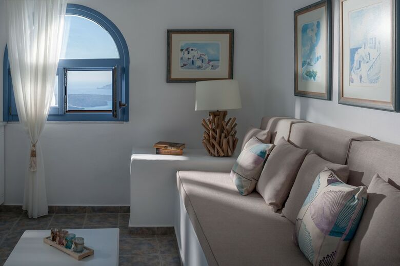 Kamares Apartments