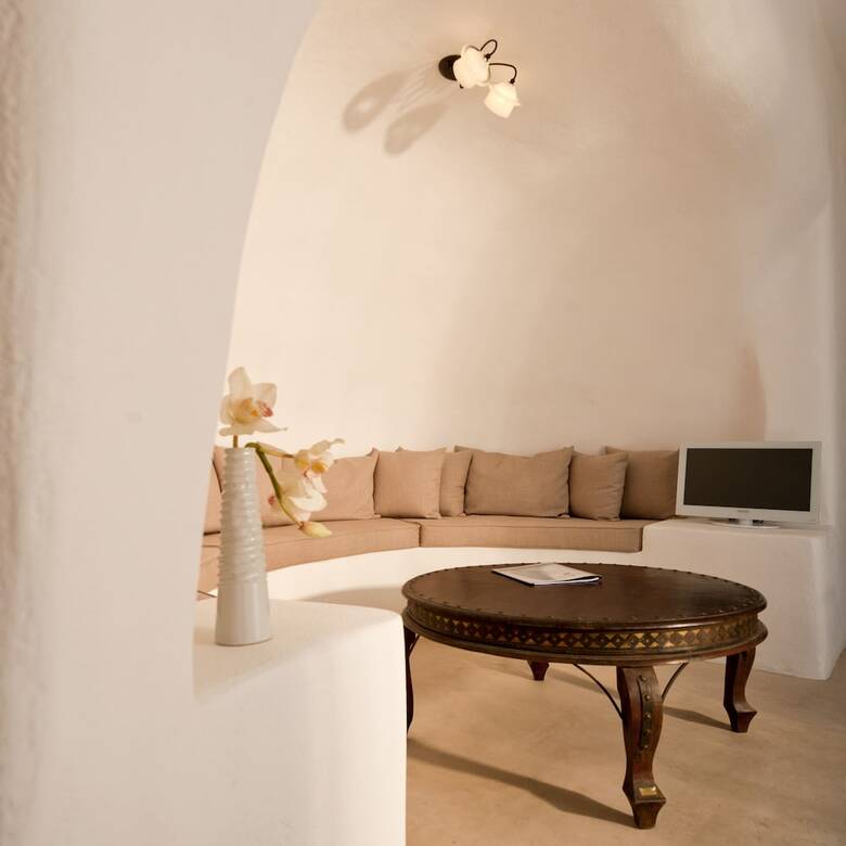 Kamares Apartments