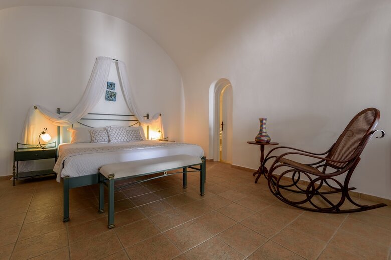 Kamares Apartments