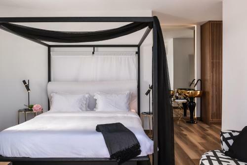 Hotel Nefeles Luxury Suites