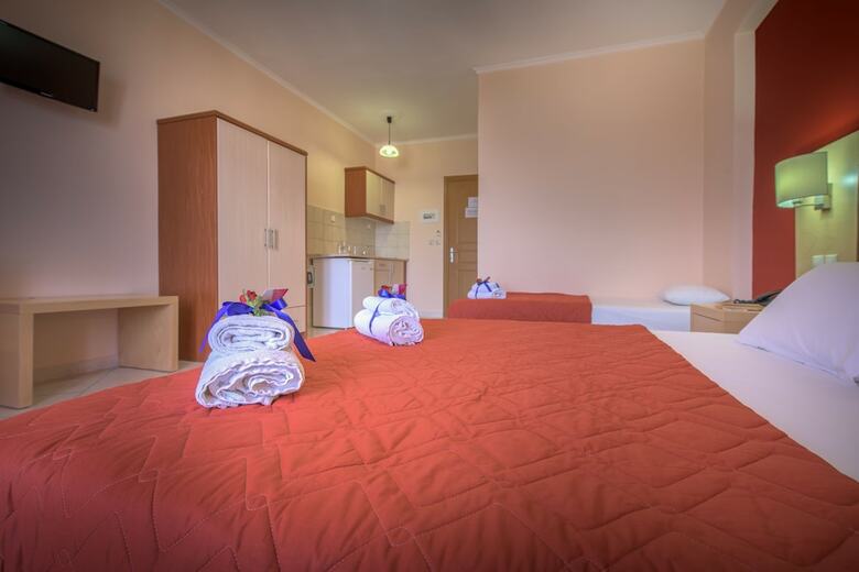 Aparthotel Anemona Beach Hotel