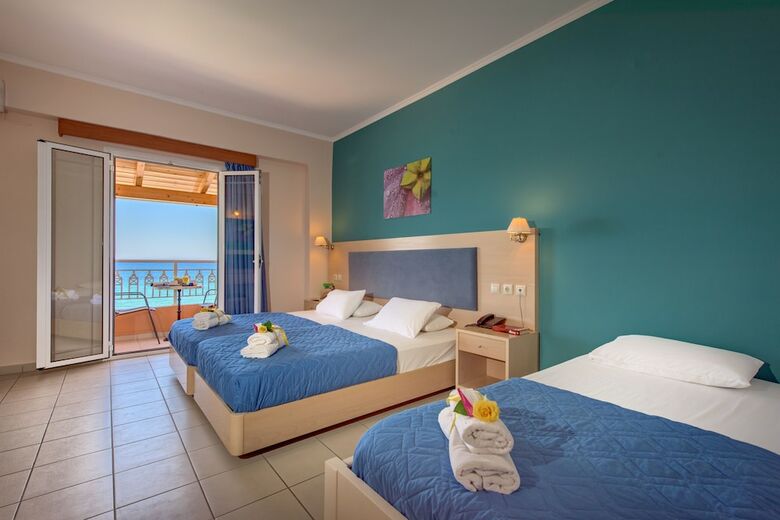 Aparthotel Anemona Beach Hotel