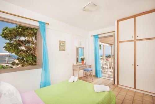 Aparthotel Panorama-seaview Studios & Apartments