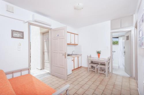 Aparthotel Panorama-seaview Studios & Apartments