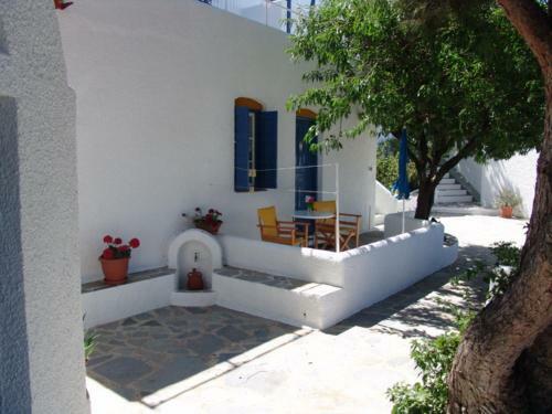 Hotel Aegean Home Studios & Apartments