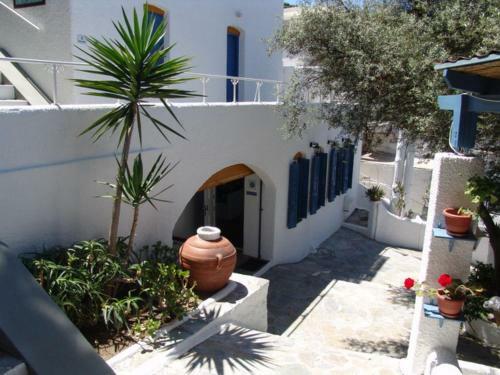 Hotel Aegean Home Studios & Apartments