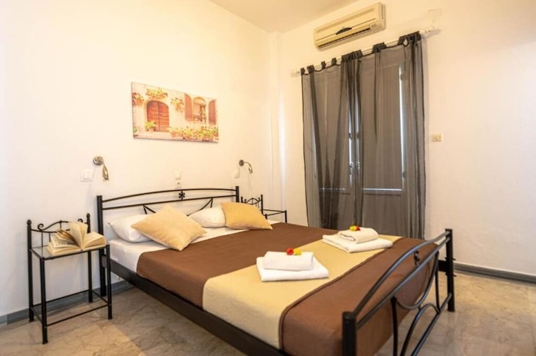Hostal Join Us Low Cost Rooms