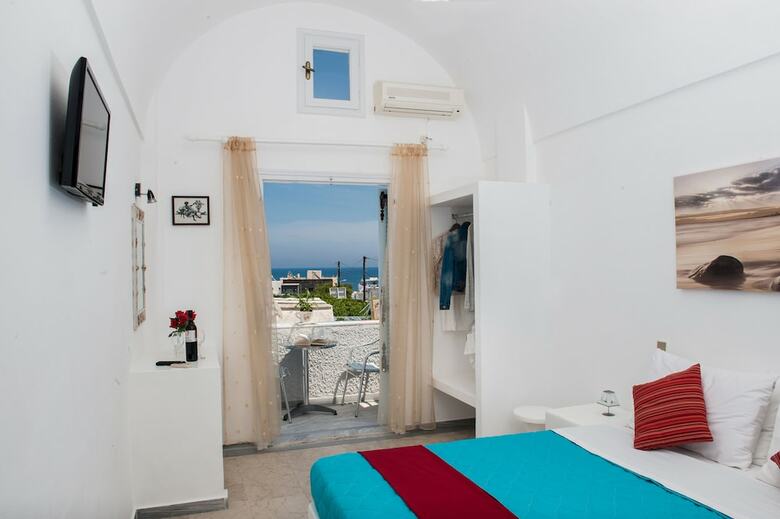 Hostal Join Us Low Cost Rooms