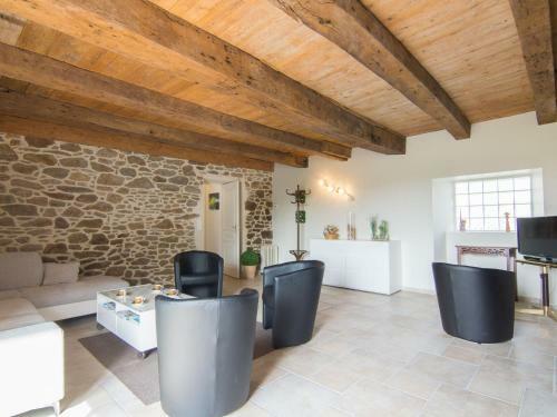Holiday Home La Hulotais