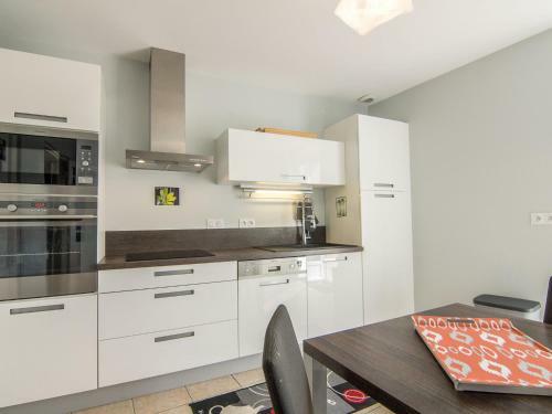 Holiday Home La Hulotais
