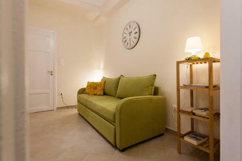 Pentelis Apartment