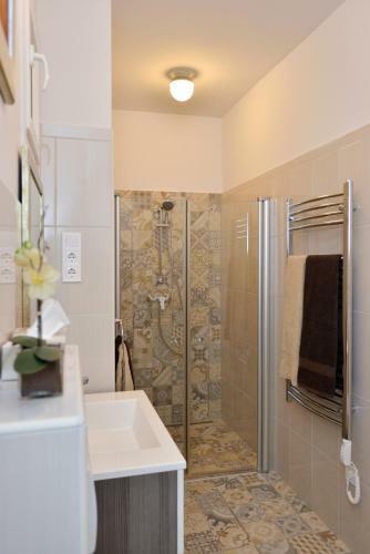 Margit Apartment