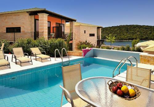 Aparthotel Ornella Beach Resort & Villas