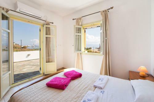 Villa San Dimitrio House On The Beach
