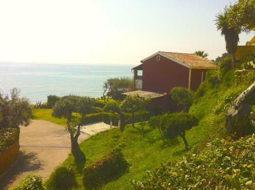 Glyfada Beachfront Apartments And Villas