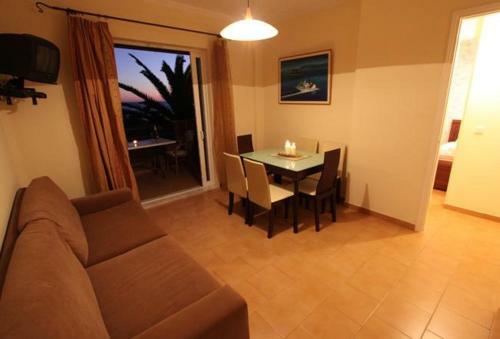 Glyfada Beachfront Apartments And Villas