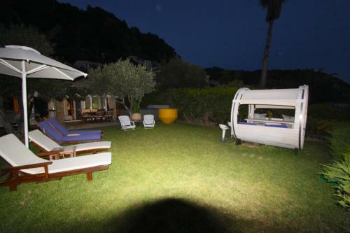 Glyfada Beachfront Apartments And Villas