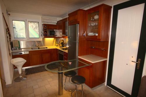 Glyfada Beachfront Apartments And Villas