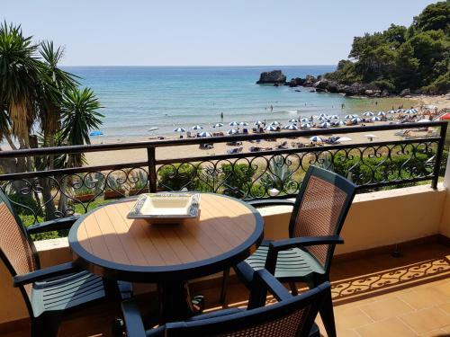 Glyfada Beachfront Apartments And Villas