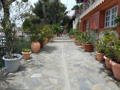 Hostal Pension Galazios Kolpos