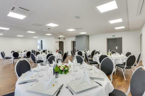 Hotel Balladins Caen M�morial