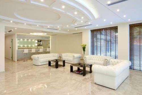 Athens Avenue Hotel