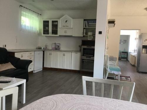 Holiday Home Balatonbereny 4