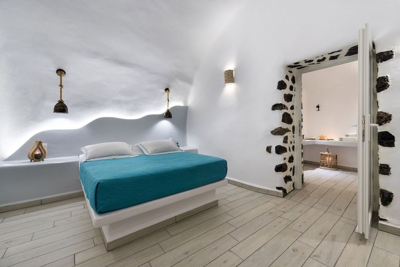 Villa Fira Deep Blue Suites